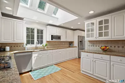 141 Idlewood Drive, Stamford, CT 06905 - Photo 9