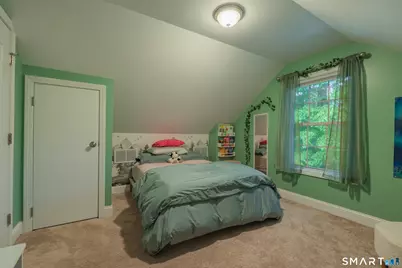 17 Edgewood Street, Cromwell, CT 06416 - Photo 15