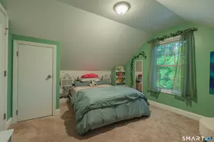 17 Edgewood St, Cromwell, CT 06416 - Photo 15