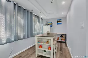 110 Hawthorne St, Manchester, CT 06042 - Photo 13