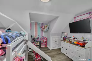 110 Hawthorne St, Manchester, CT 06042 - Photo 15