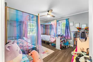 70 Vivian St, Waterford, CT 06385 - Photo 13