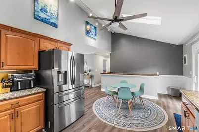 70 Vivian Street, Waterford, CT 06385 - Photo 9
