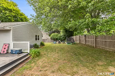 70 Vivian Street, Waterford, CT 06385 - Photo 31