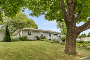 70 Vivian St, Waterford, CT 06385 - Photo 37