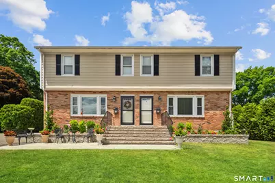 54 Cross Street, New Canaan, CT 06840 - Photo 1