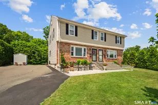 54 Cross St, New Canaan, CT 06840 - Photo 3