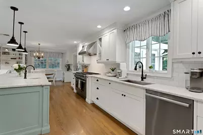 51 Horton Lane, New Canaan, CT 06840 - Photo 7