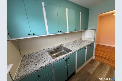 24 Merrill Street #C1, Hartford, CT 06106 - Photo 9