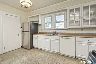 112 Elmer Ave, Hamden, CT 06514 - Photo 15