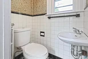 112 Elmer Ave, Hamden, CT 06514 - Photo 17