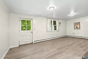 8 Oakledge Cir, Norwalk, CT 06854 - Photo 15