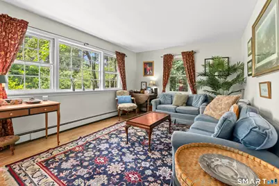 8 Oakledge Circle, Norwalk, CT 06854 - Photo 3