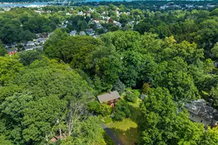 8 Oakledge Cir, Norwalk, CT 06854 - Photo 19