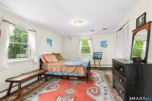 8 Oakledge Cir, Norwalk, CT 06854 - Photo 11