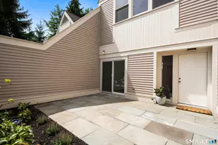 4 Sedgwick Village Ln, Darien, CT 06820 - Photo 35
