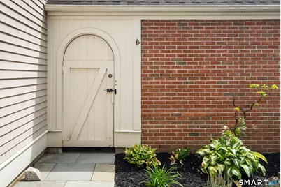 4 Sedgwick Village Lane #4, Darien, CT 06820 - Photo 3
