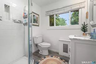 162 Newton St, Meriden, CT 06450 - Photo 13