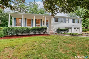 10 Old Field Pl, Norwalk, CT 06853 - Photo 1
