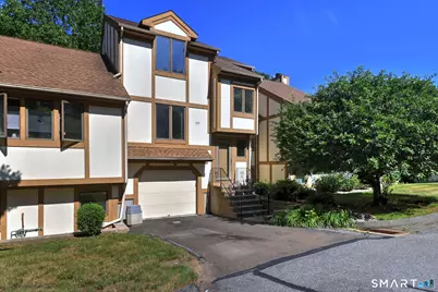 690 Forest Road #382, West Haven, CT 06516 - Photo 37