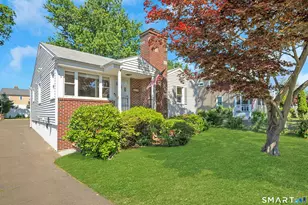 69 Willowbrook Ave, Stamford, CT 06902 - Photo 1