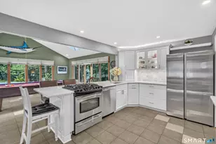 95 Cass Ave, Wallingford, CT 06492 - Photo 5