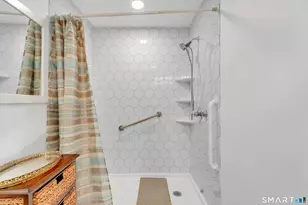 95 Cass Ave, Wallingford, CT 06492 - Photo 17