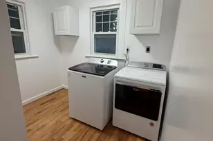130 Norwood Ave, New London, CT 06320 - Photo 9