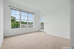 25 Adams Ave, Stamford, CT 06902 - Photo 15