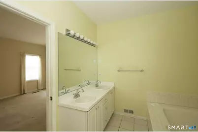 191 Summerfield Gardens #191, Shelton, CT 06484 - Photo 27