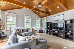 195 Luanne Rd, Stratford, CT 06614 - Photo 9