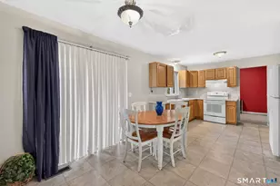 34 Laurel St, Enfield, CT 06082 - Photo 13