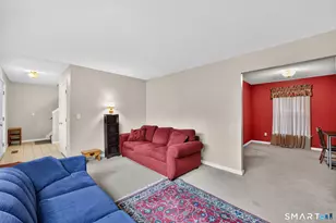 34 Laurel St, Enfield, CT 06082 - Photo 7