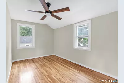 150-152 Alexander Drive, Bridgeport, CT 06606 - Photo 29