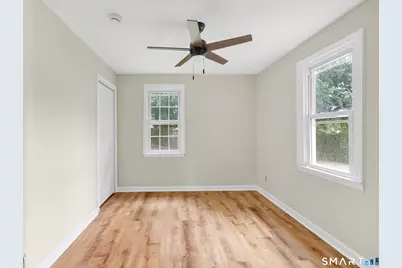 150-152 Alexander Drive, Bridgeport, CT 06606 - Photo 21