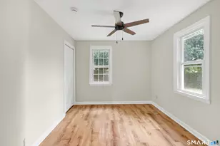 150-152 Alexander Dr, Bridgeport, CT 06606 - Photo 21