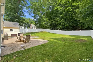 15 Liberty St, Manchester, CT 06040 - Photo 29