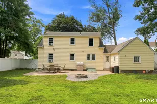 15 Liberty St, Manchester, CT 06040 - Photo 27
