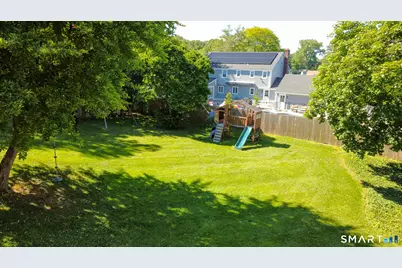 10 Eastwood Road, West Hartford, CT 06117 - Photo 27