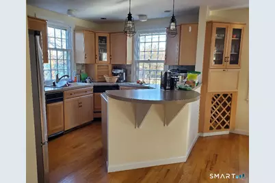 19 Grand Avenue, New Haven, CT 06513 - Photo 11