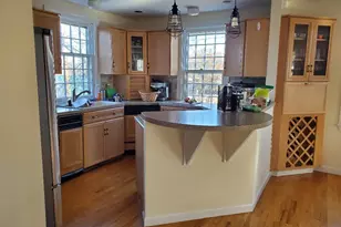 19 Grand Ave, New Haven, CT 06513 - Photo 11