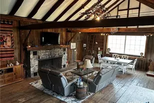 18 Platts Hill Rd, Newtown, CT 06470 - Photo 3