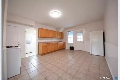 81 Myrtle Avenue, Ansonia, CT 06401 - Photo 3