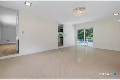16 Crestview Terrace, Wallingford, CT 06492 - Photo 11