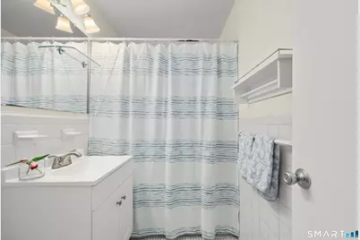 140 Grove Street #4G, Stamford, CT 06901 - Photo 9