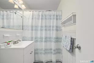 140 Grove St, Stamford, CT 06901 - Photo 9