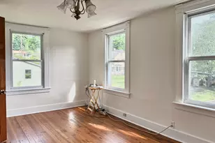 14 Stoddard St, Seymour, CT 06483 - Photo 5