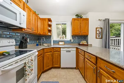 925 Oronoke Road #41D, Waterbury, CT 06708 - Photo 11