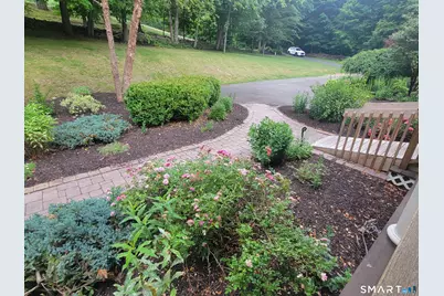 11 Gopher Road, Newtown, CT 06470 - Photo 13