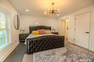 23 Washington St, Derby, CT 06418 - Photo 5